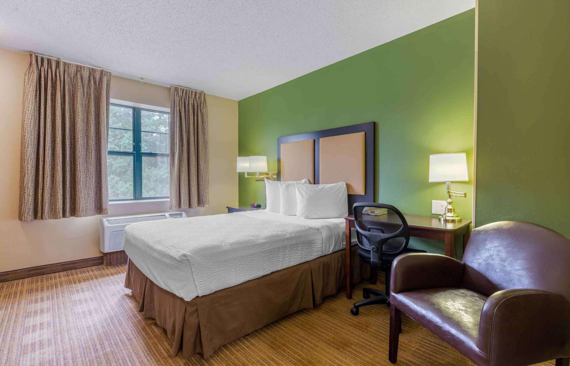 Extended Stay America - Providence - West Warwick Экстерьер фото