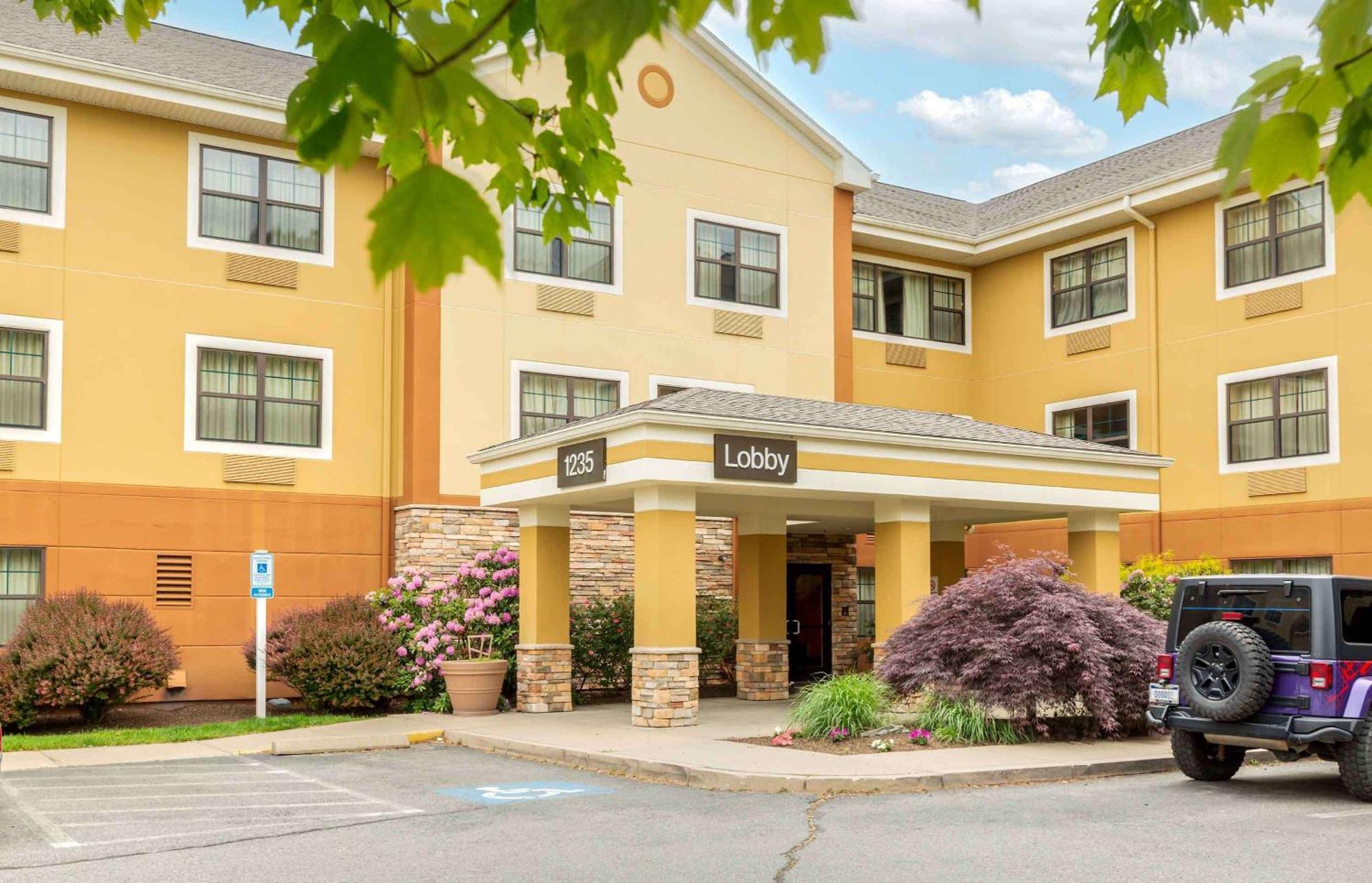 Extended Stay America - Providence - West Warwick Экстерьер фото